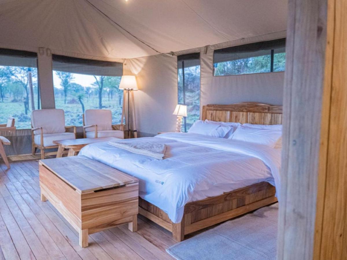 Serengeti Kifaru Tented Lodge Mugumu Exterior foto