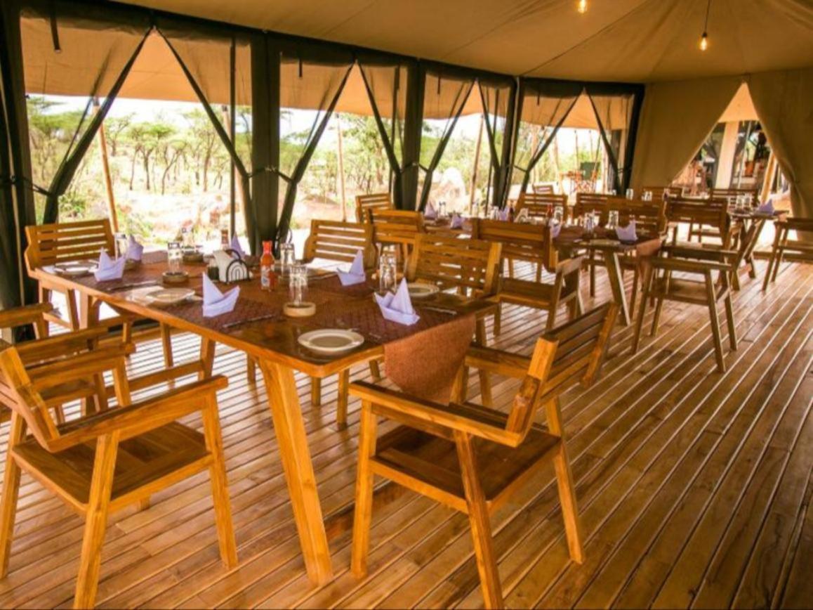 Serengeti Kifaru Tented Lodge Mugumu Exterior foto